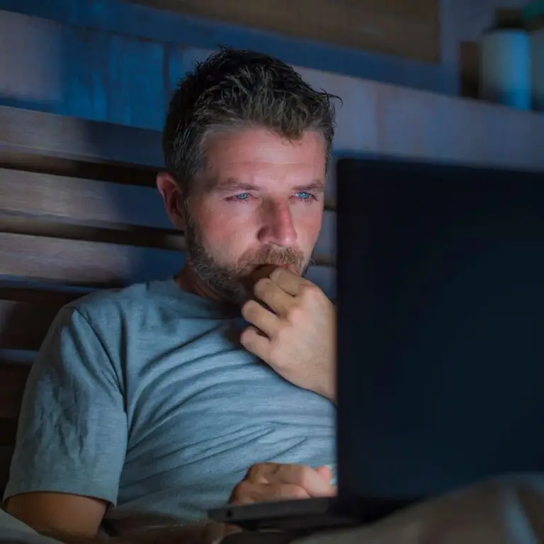 How to Know If You Are Addicted to Porn: Signs & Steps to Take