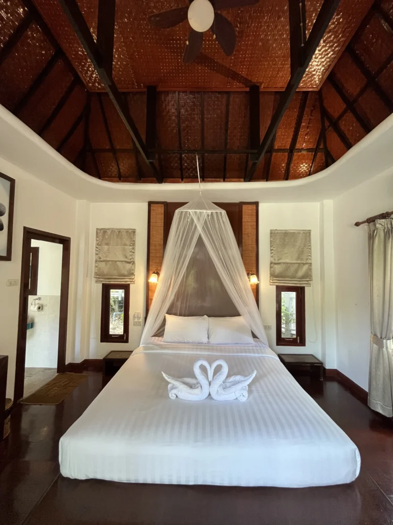 Private Plunge Pool Villas &mdash; Holina Rehab, Koh Phangan (photo 2)