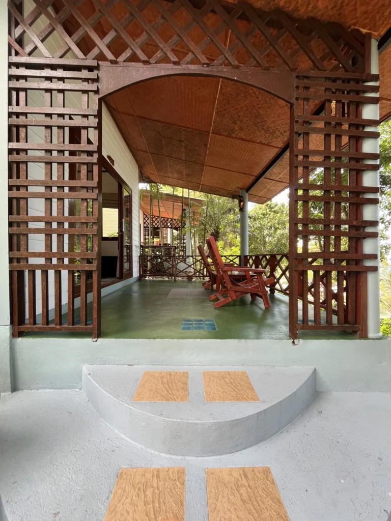 Solo Deluxe Bungalows &mdash; Holina Rehab, Koh Phangan (photo 1)