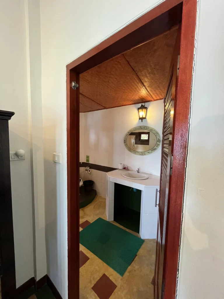 Solo Deluxe Bungalows &mdash; Holina Rehab, Koh Phangan (photo 6)