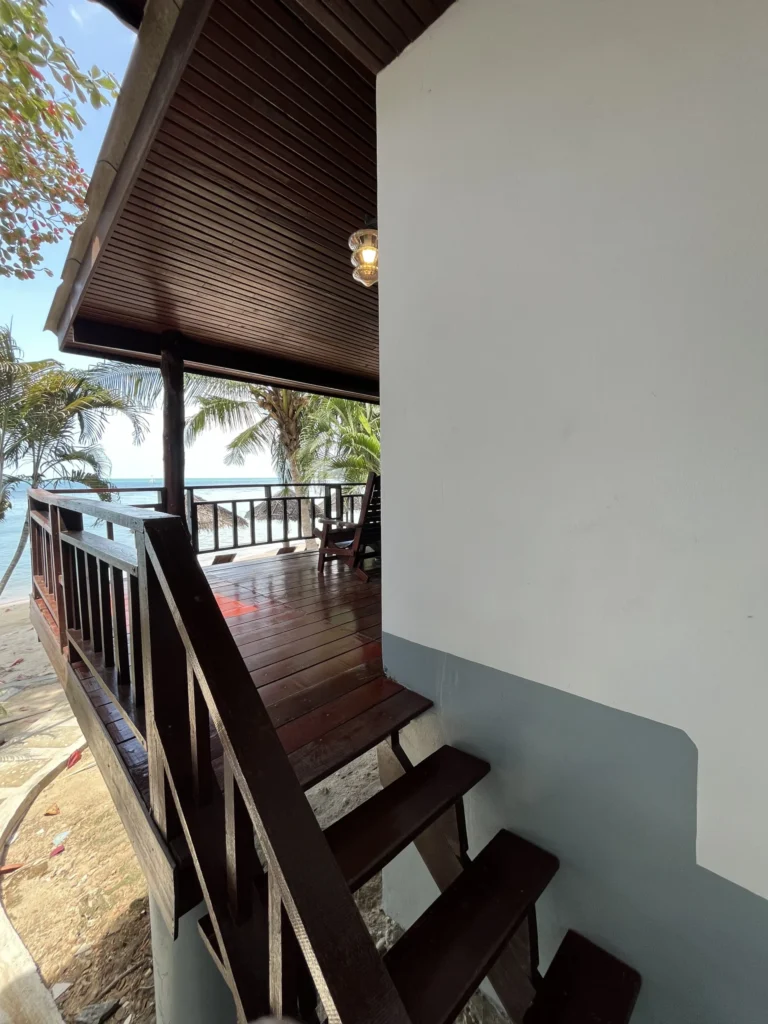 Beach Bungalow (Seaview) &mdash; Holina Rehab, Koh Phangan (photo 6)