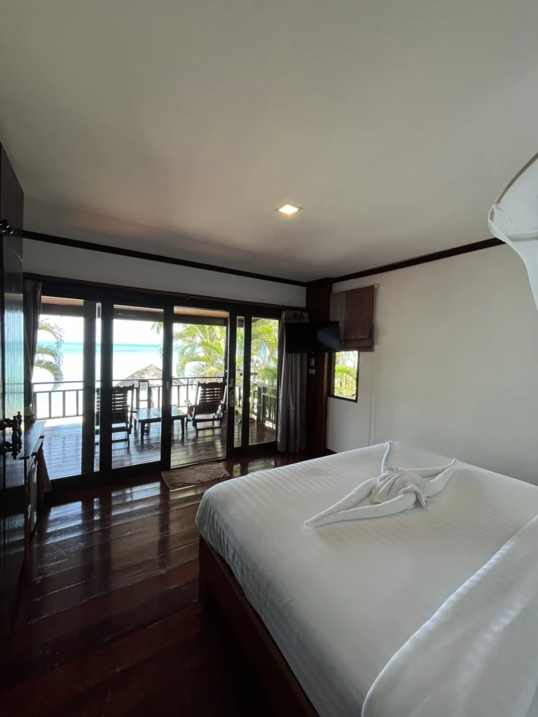 Beach Bungalow (Seaview) &mdash; Holina Rehab, Koh Phangan (photo 13)