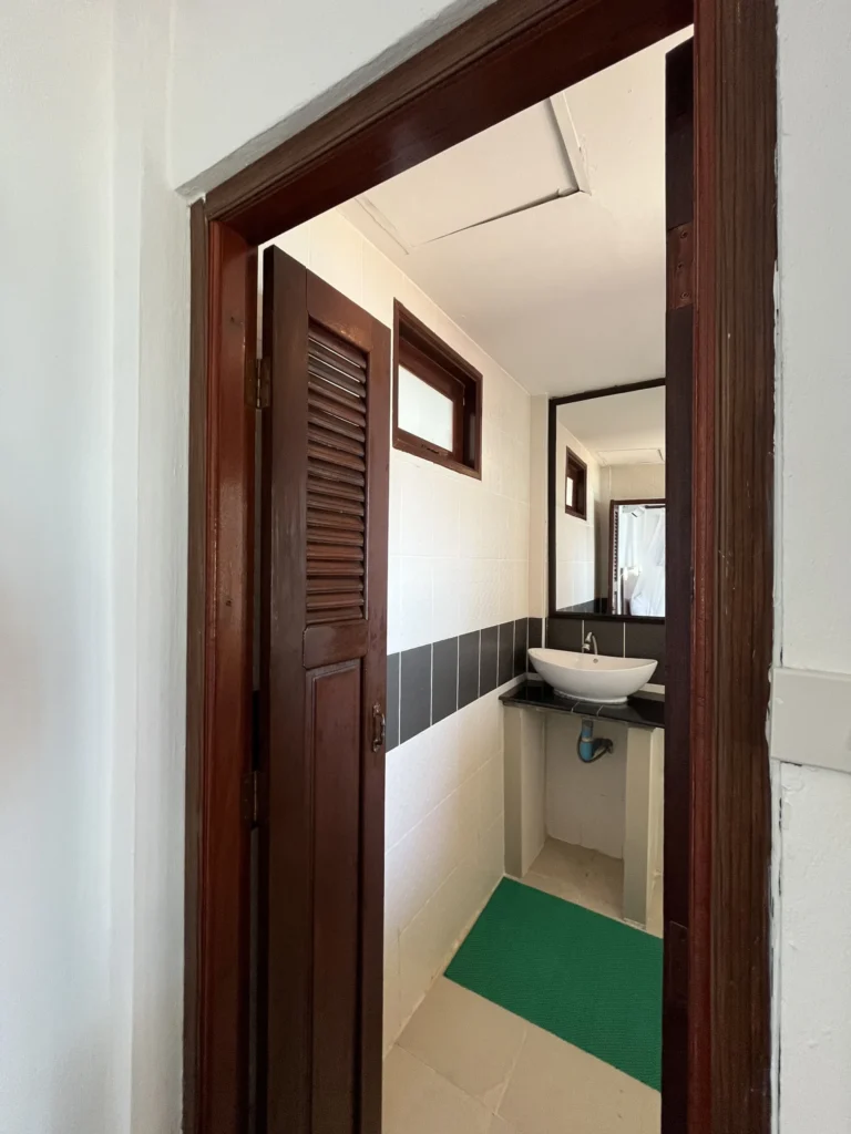 Beach Bungalow (Seaview) &mdash; Holina Rehab, Koh Phangan (photo 16)
