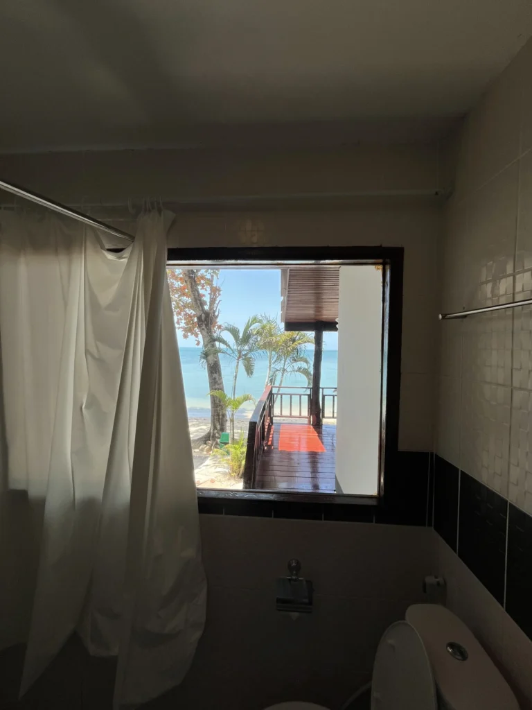 Beach Bungalow (Seaview) &mdash; Holina Rehab, Koh Phangan (photo 15)