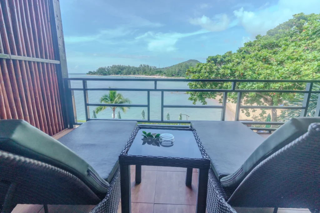 Poolside Jr. Suites &mdash; Holina Rehab, Koh Phangan (photo 5)