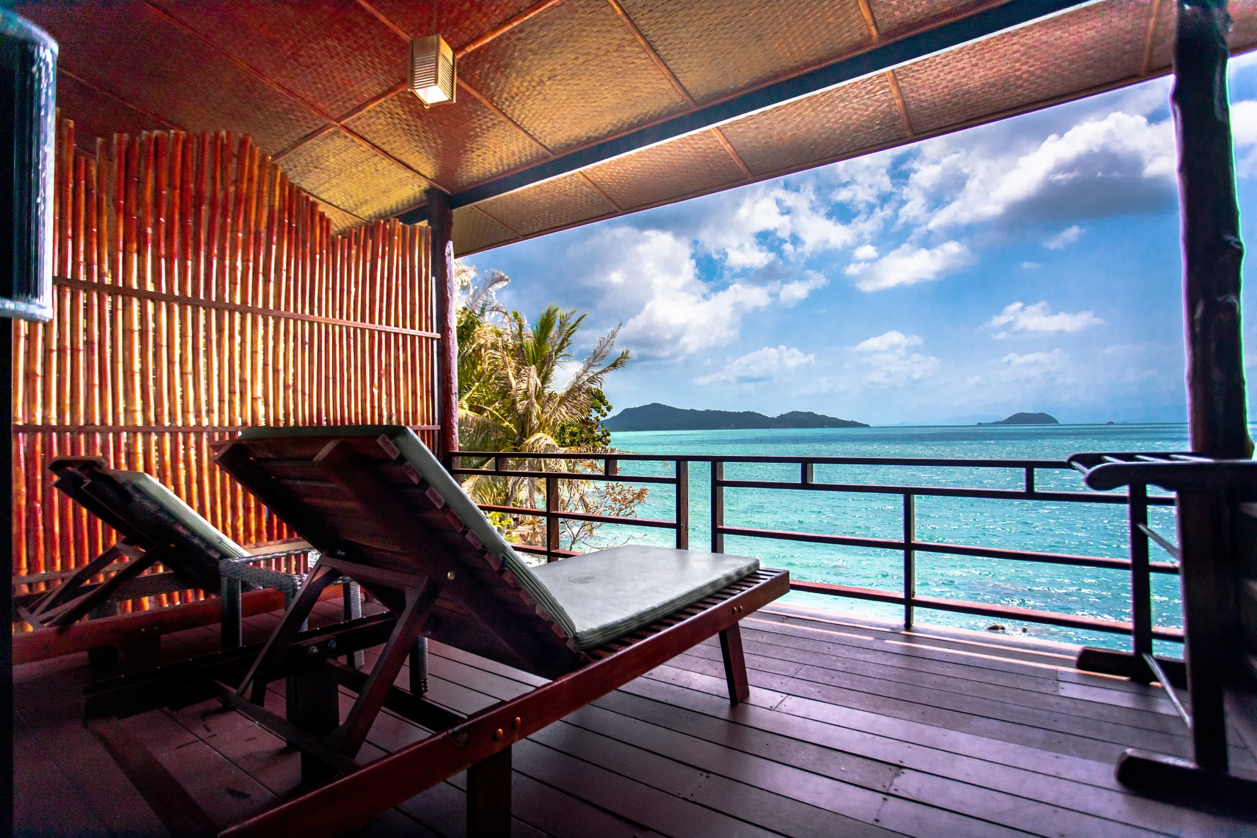 Holina Rehab beachfront residential setting on Koh Phangan, Thailand