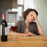 Alcohol Withdrawal Treatment: Symptoms, Phases, and Holina’s Approach