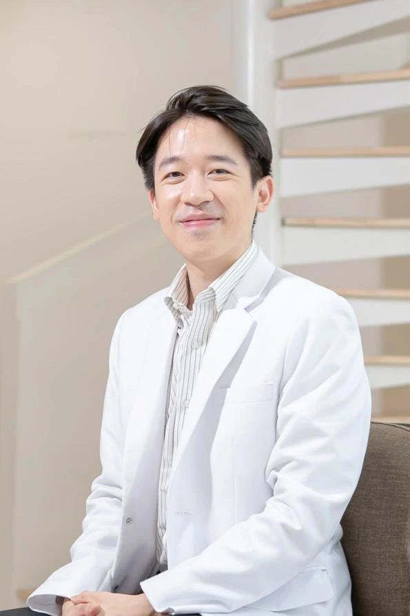 Dr. Krit Thitirangsi — Consulting Doctor, Holina Rehab
